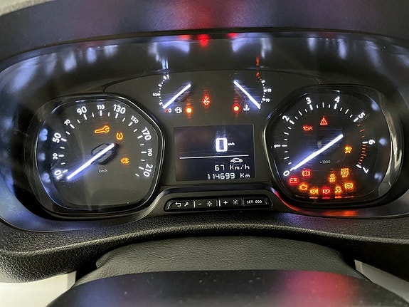 Peugeot Expert 10 of 15
