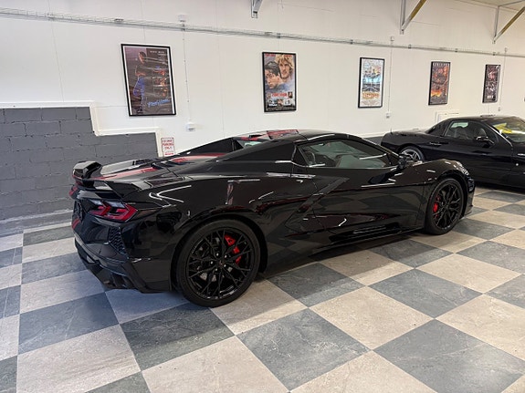 Chevrolet Corvette 12 of 30