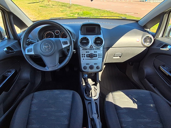 Opel Corsa 5 of 9