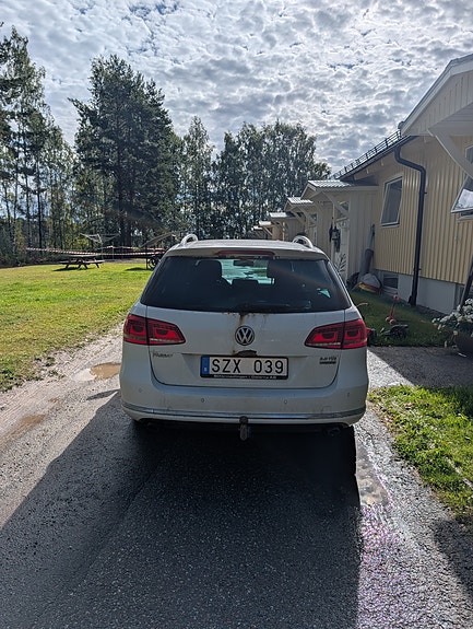 Volkswagen Passat 4 of 6