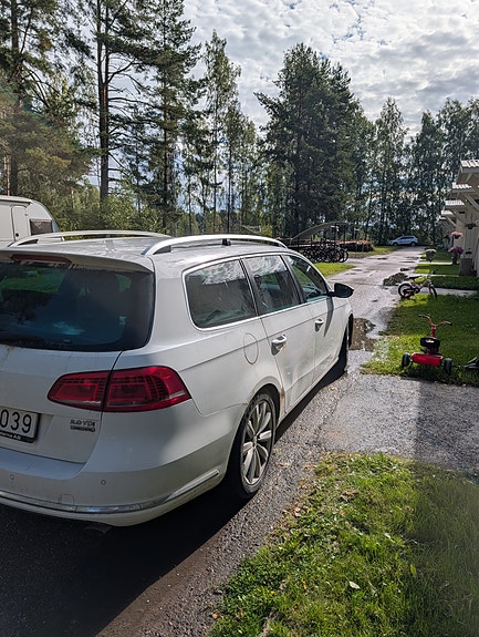 Volkswagen Passat 3 of 6