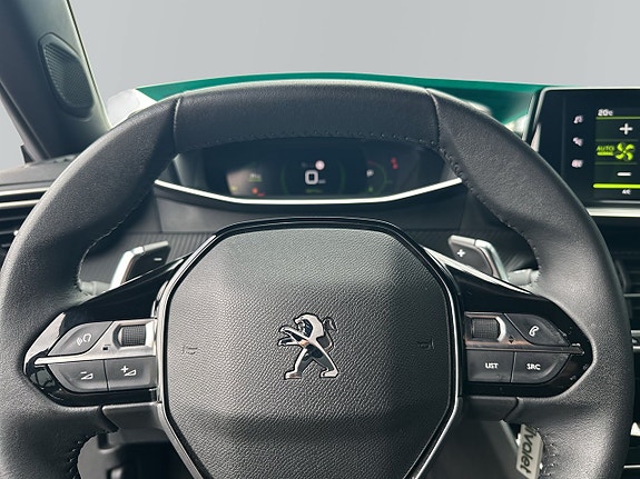 Peugeot 2008 14 of 15