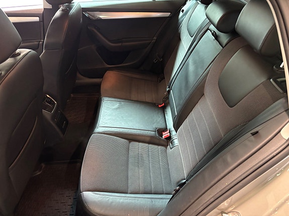 Skoda Octavia 6 of 8