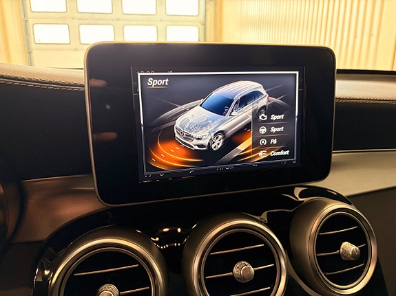 Mercedes-Benz GLC220 d 10 of 20