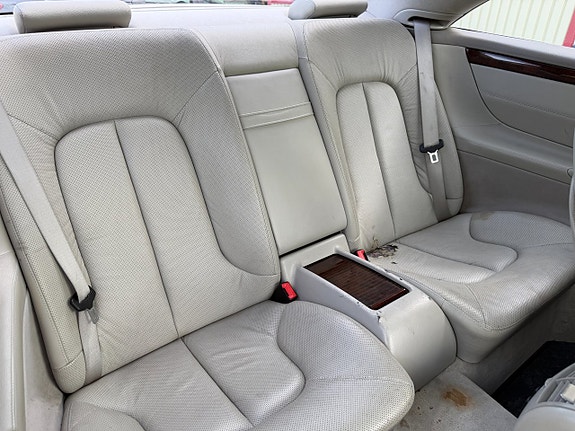 Mercedes-Benz CL500 11 of 25