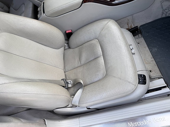 Mercedes-Benz CL500 10 of 25
