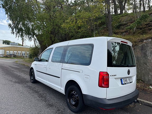 Volkswagen Caddy Maxi 3 of 6