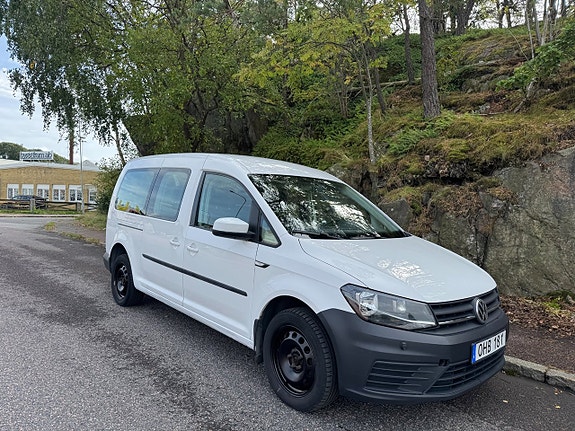 Volkswagen Caddy Maxi 2 of 6