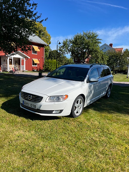 Volvo V70 5 of 11