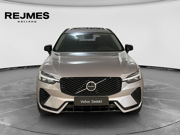 Volvo XC60 9 of 16