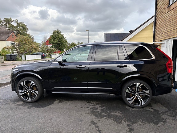 Volvo XC90 4 of 7