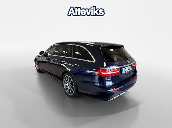 Mercedes-Benz E220 9 of 17