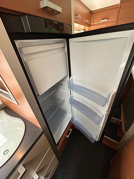 Knaus SUN LINER 700 ALDE, SOLCELLER, LITHIUM, 2xAC 8 of 20