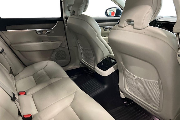 Volvo V90 11 of 30