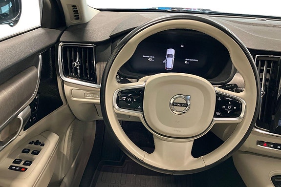Volvo V90 14 of 30