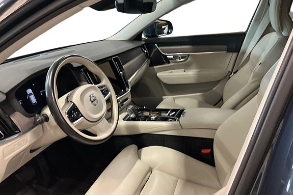 Volvo V90 10 of 30