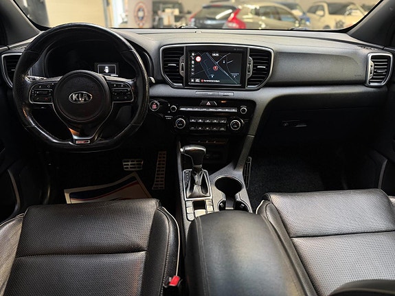 Kia Sportage 8 of 24