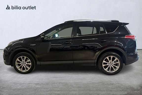 Toyota RAV4 10 of 25