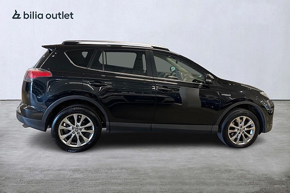 Toyota RAV4 5 of 25