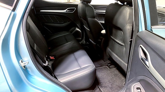 MG ZS 5 of 9