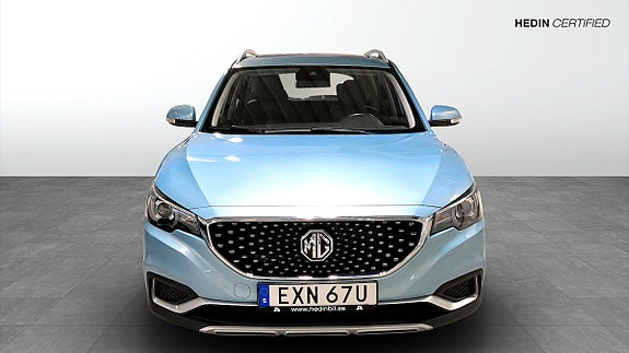 MG ZS 8 of 9