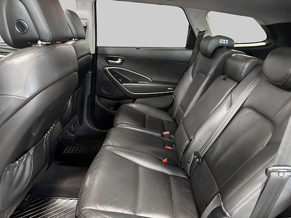 Hyundai Grand Santa Fe 8 of 22
