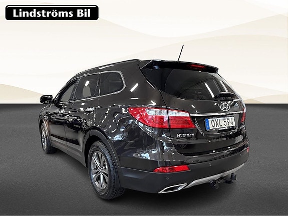 Hyundai Grand Santa Fe 3 of 22