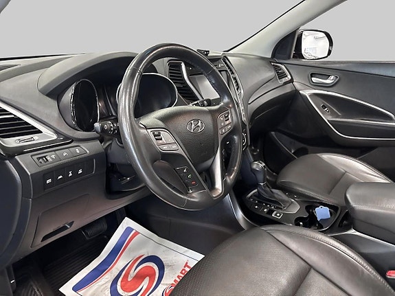 Hyundai Grand Santa Fe 11 of 22
