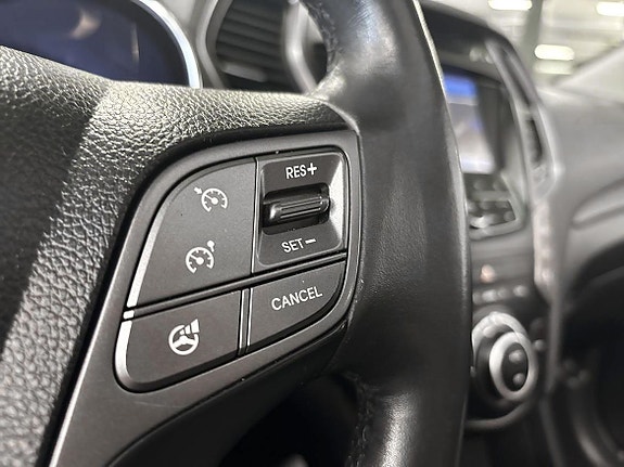 Hyundai Grand Santa Fe 19 of 22