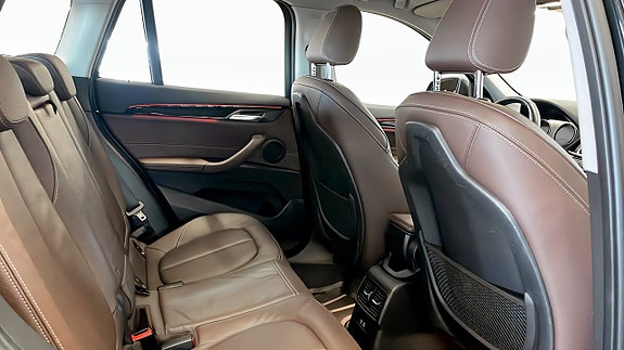 BMW X1 5 of 12