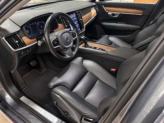 Volvo V90 6 of 9