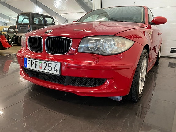 BMW 120i 10 of 20