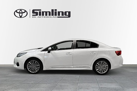 Toyota Avensis 3 of 20