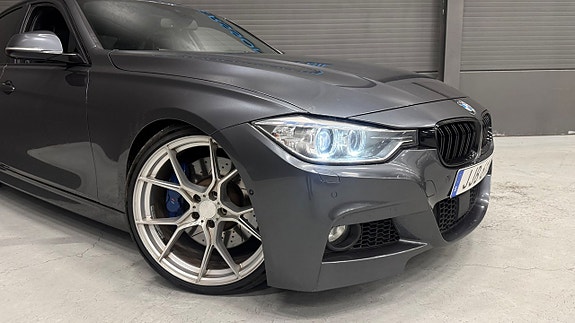 BMW 335d 3 of 30