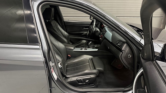 BMW 335d 16 of 30