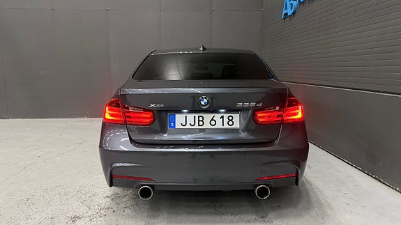 BMW 335d 8 of 30