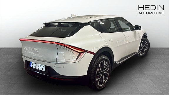 Kia EV6 2 of 12