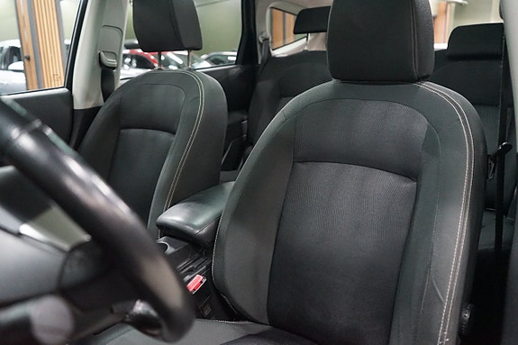Nissan Qashqai+2 8 of 18