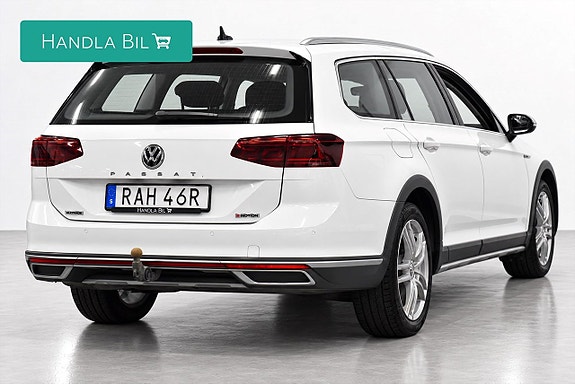 Volkswagen Passat Alltrack 5 of 21