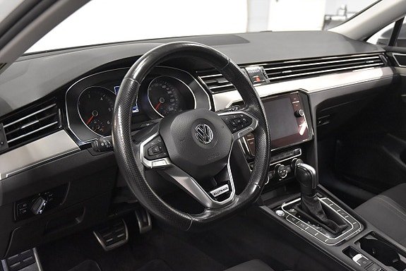 Volkswagen Passat Alltrack 8 of 21