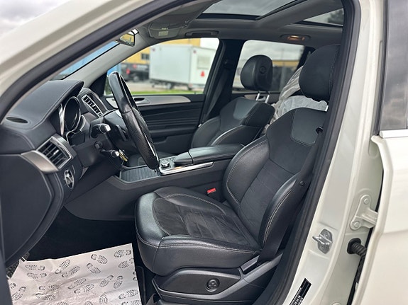 Mercedes-Benz ML350 14 of 29