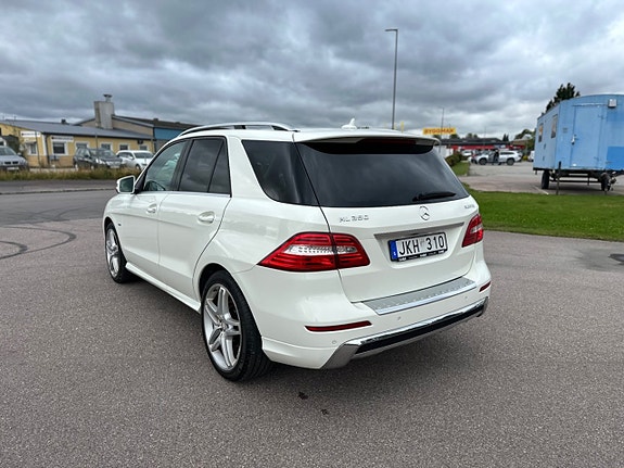 Mercedes-Benz ML350 6 of 29