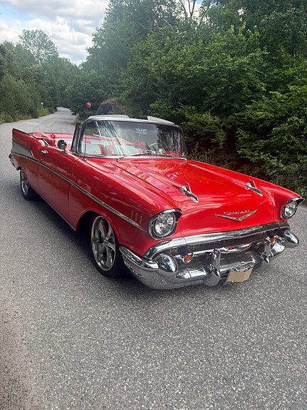 Chevrolet Bel Air 2 of 11