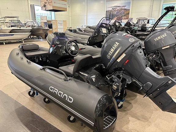 Grand 340 Black Edition Ink. Yamaha F40 2026 5 of 5