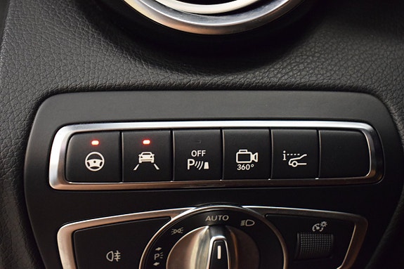 Mercedes-Benz GLC220 d 13 of 22