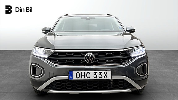 Volkswagen T-Roc 4 of 12