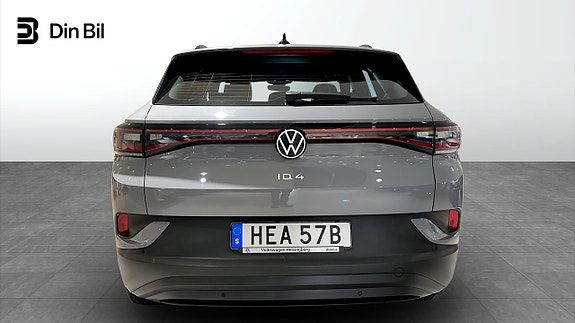 Volkswagen ID.4 5 of 12