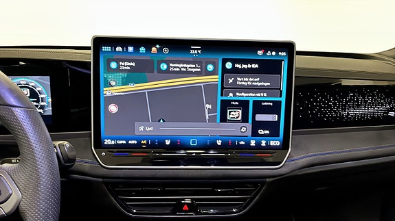 Volkswagen Passat 10 of 16