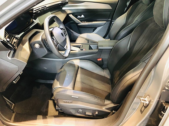 Peugeot 408 5 of 9