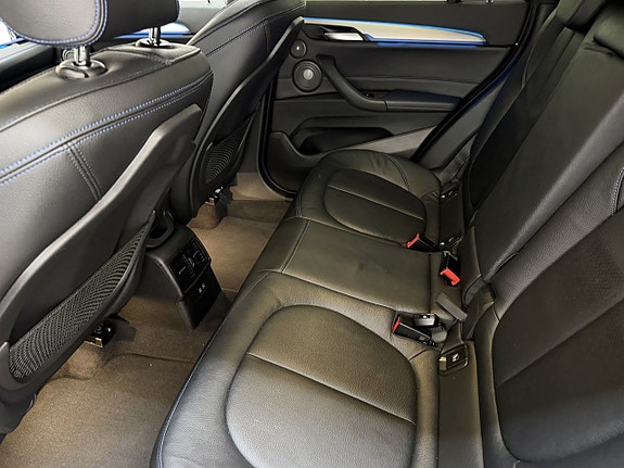 BMW X1 5 of 17